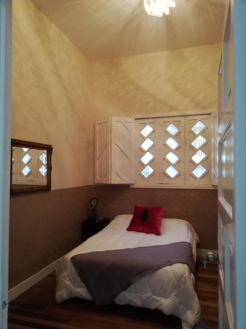 ميديلين Nomad Hostel المظهر الخارجي الصورة