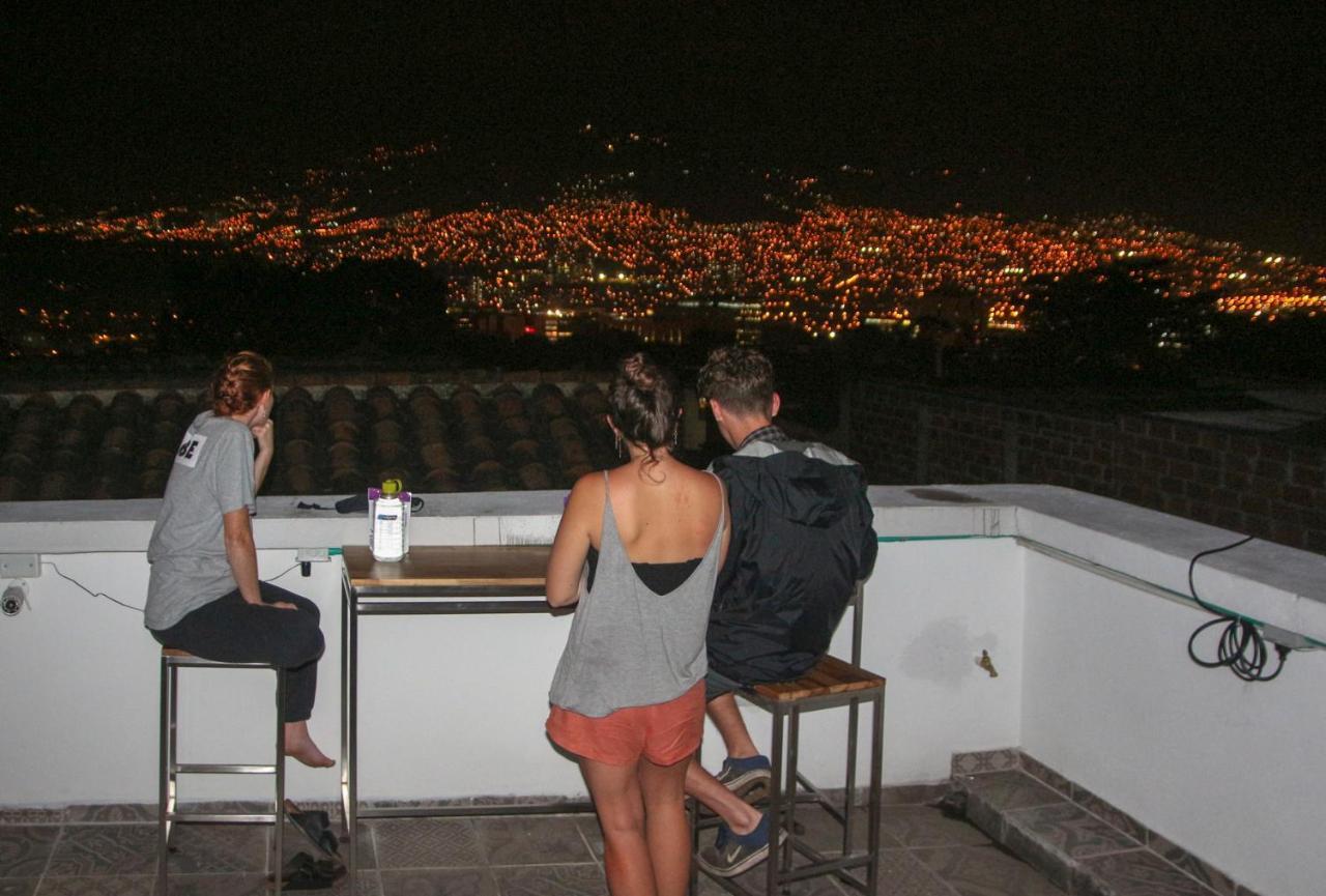 ميديلين Nomad Hostel المظهر الخارجي الصورة