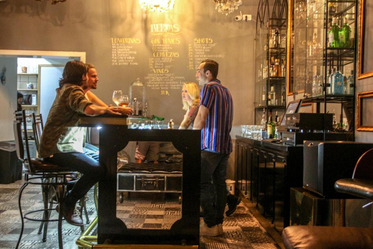 ميديلين Nomad Hostel المظهر الخارجي الصورة